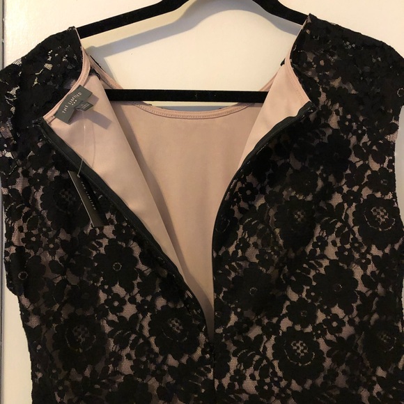 Black lace top size L - Picture 4 of 5
